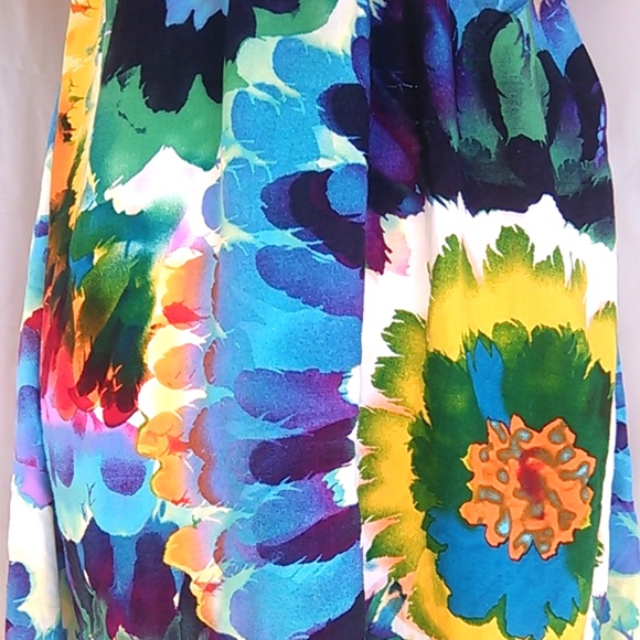 ❤️ Forever 21 Tie Dye Print Plunge Dress 2/$15 - Picture 3 of 9